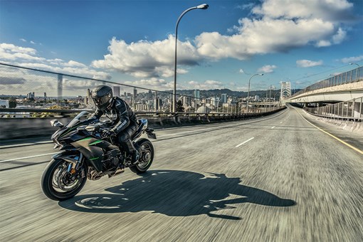 2022 NINJA H2 CARBON