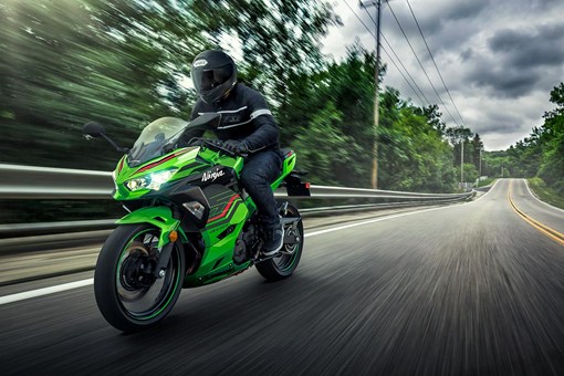 2023 NINJA 400