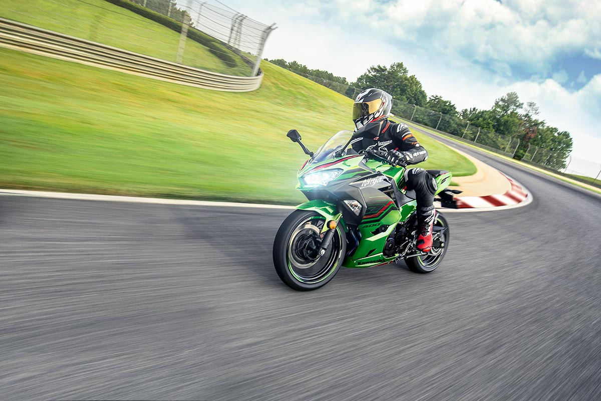 2023 NINJA 400