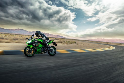 2023 NINJA 400