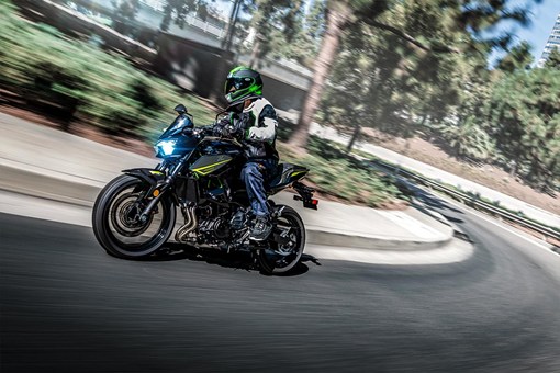 2023 Z400