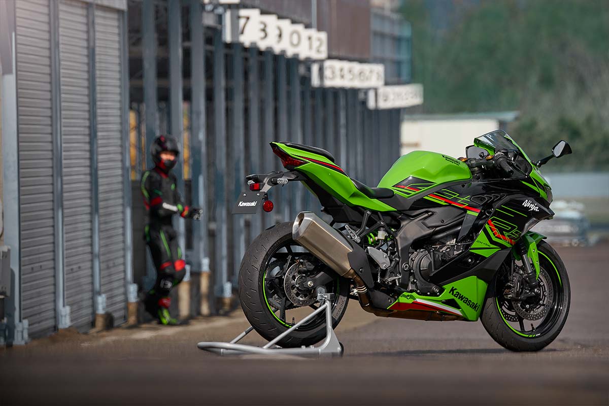 2024 NINJA ZX-4RR