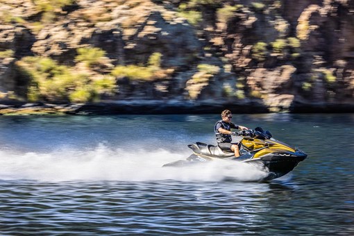2024 JET SKI ULTRA 160LX
