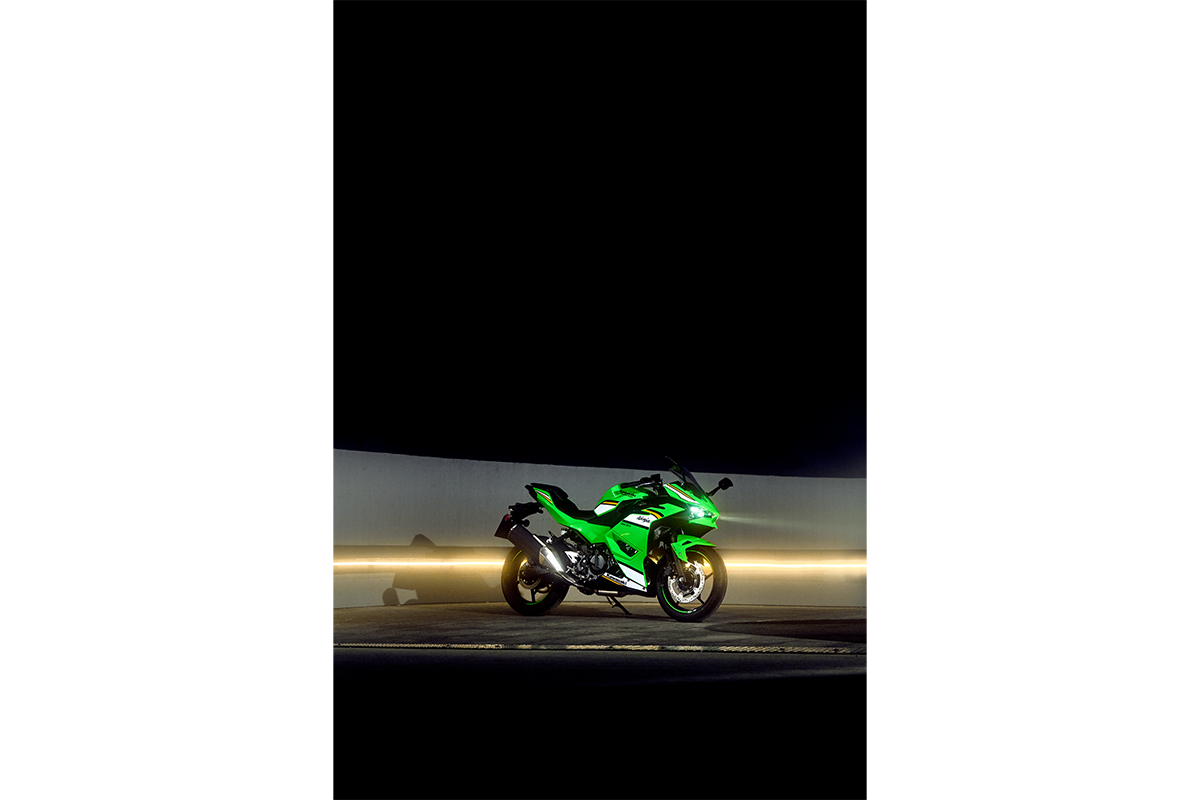 2025 NINJA 500 SE